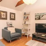 Tranquil Farm Annex - By Traum Сasa de vacaciones *